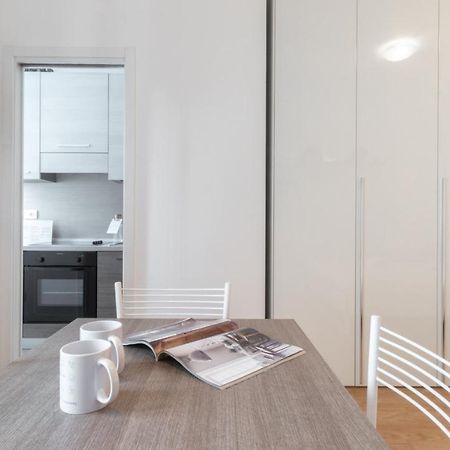 Italianway - Ampere 103 Appartement Milaan Buitenkant foto