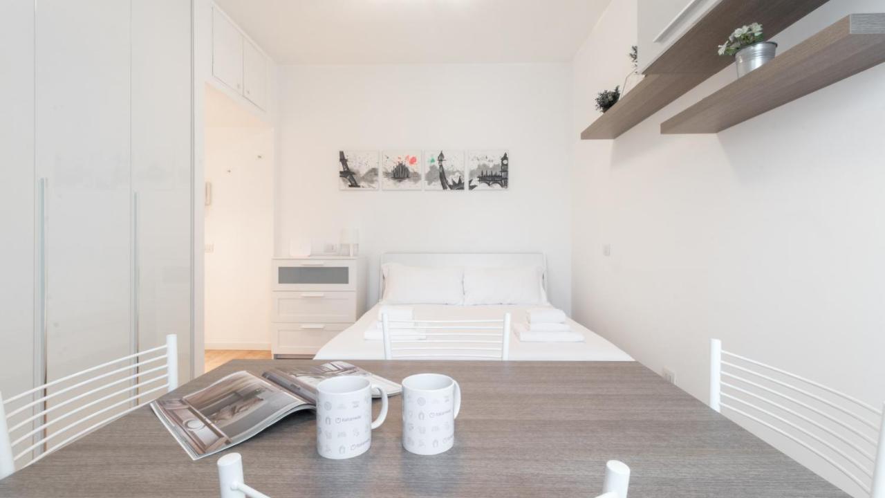 Italianway - Ampere 103 Appartement Milaan Buitenkant foto