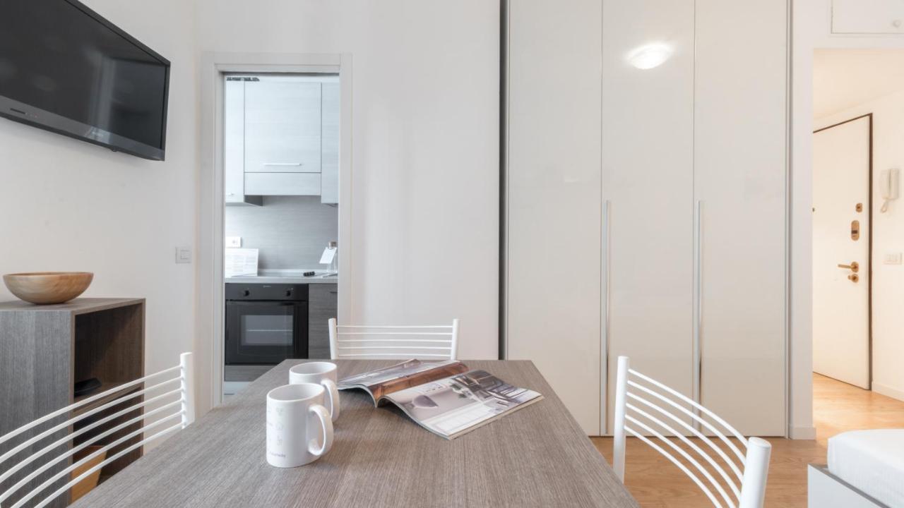 Italianway - Ampere 103 Appartement Milaan Buitenkant foto